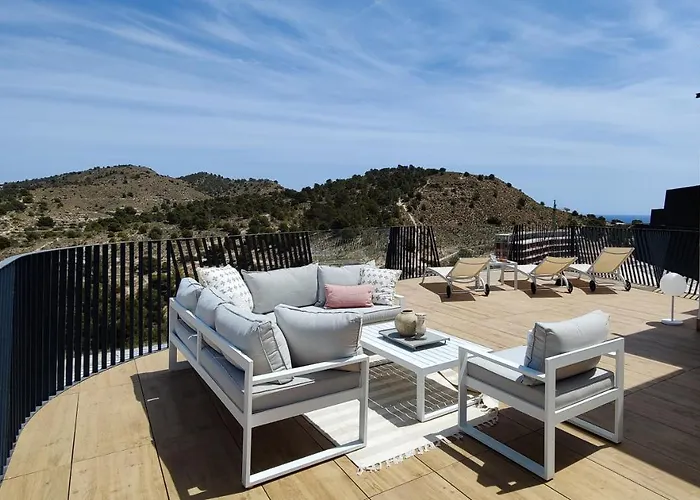 Allonbay Sun & Beach Penthouse