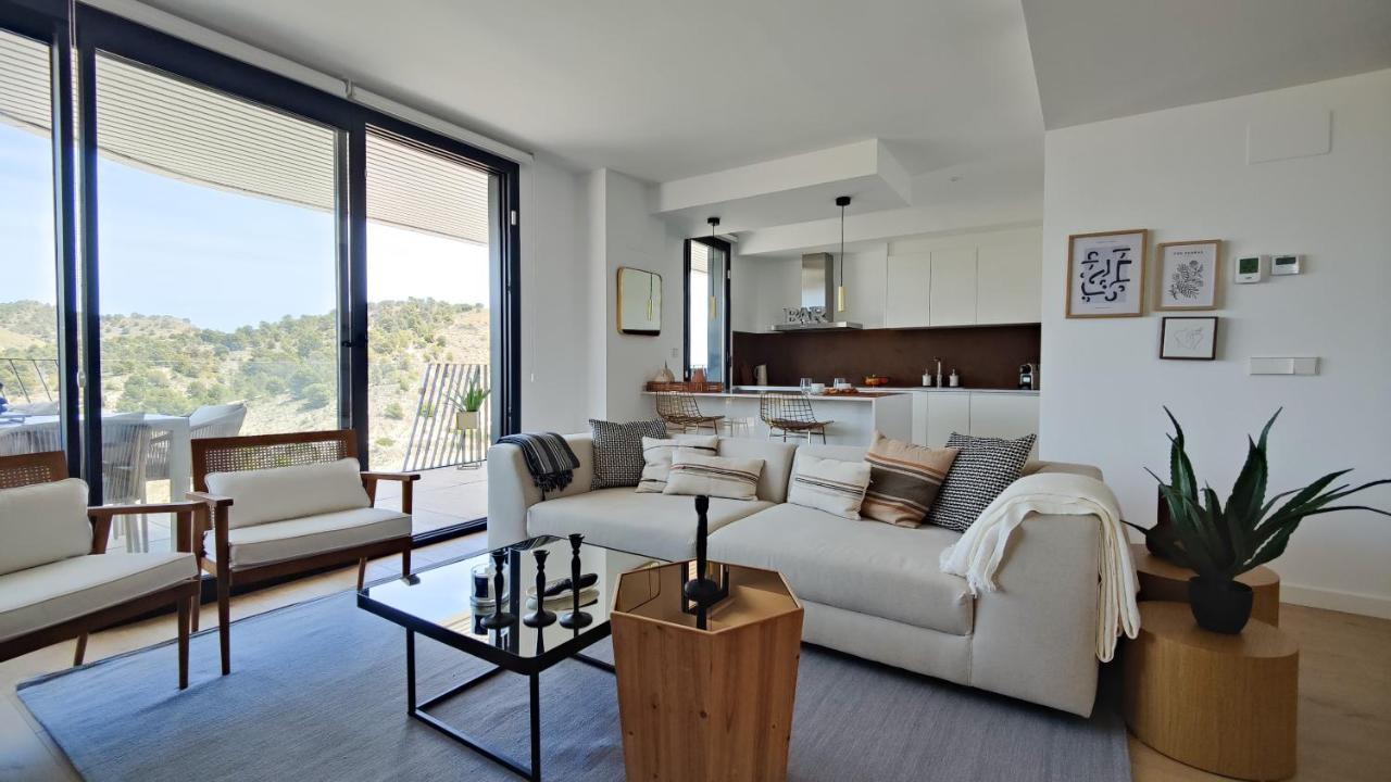 Allonbay Sun & Penthouse *
