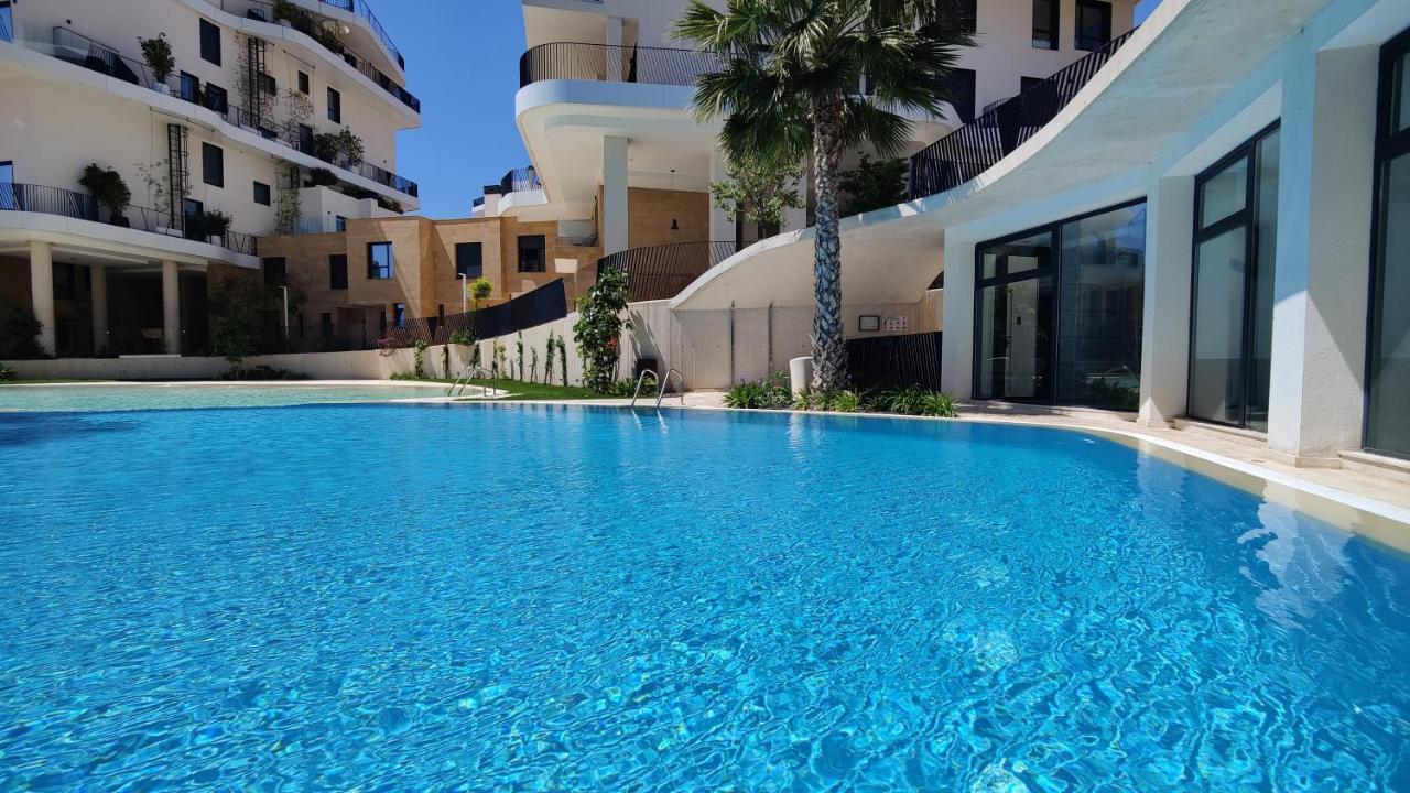 Allonbay Sun & Penthouse